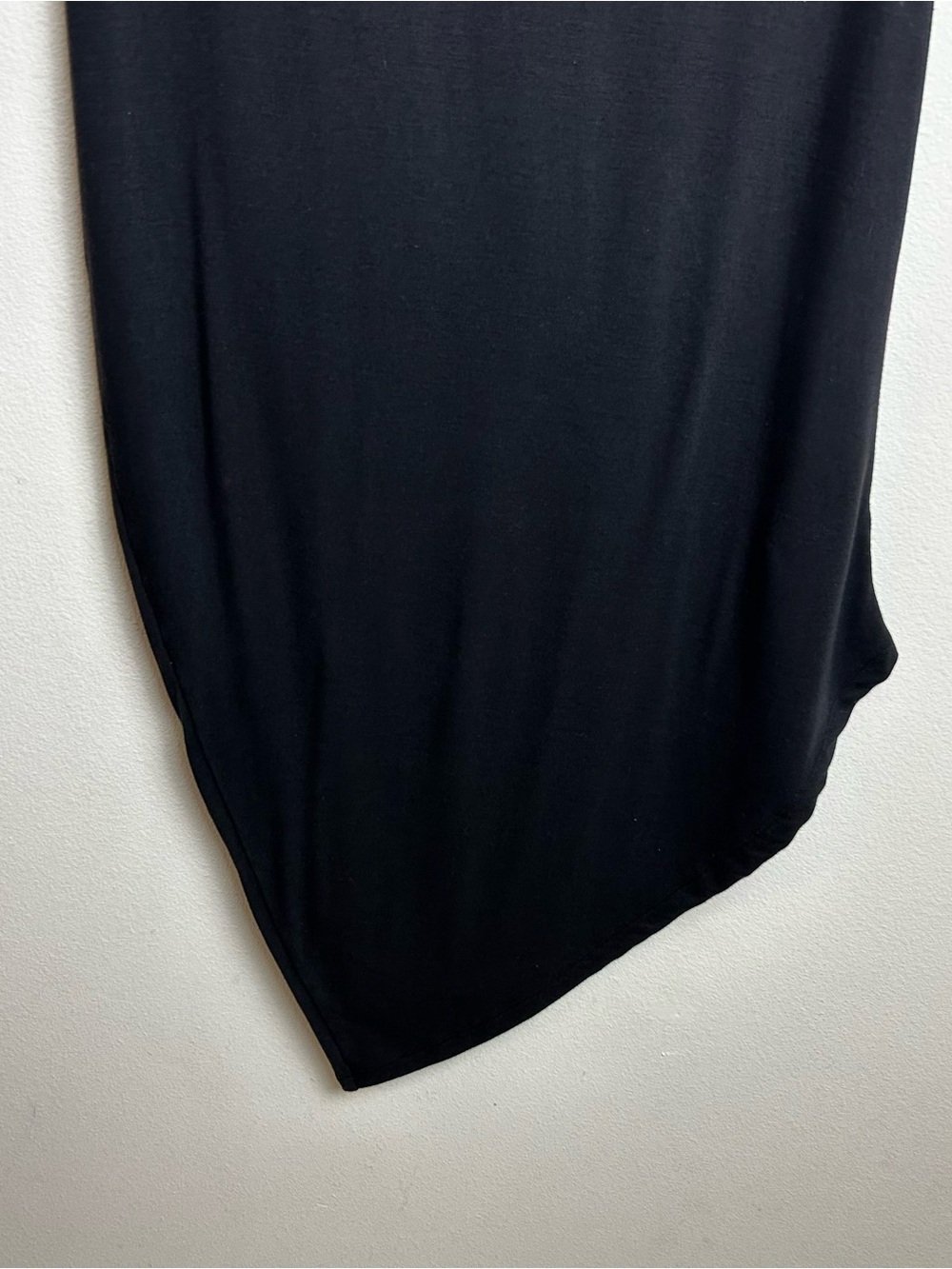 Athleta Cloudlight Restore Tank top black modal jersey uneven hem size: M - Picture 5 of 7